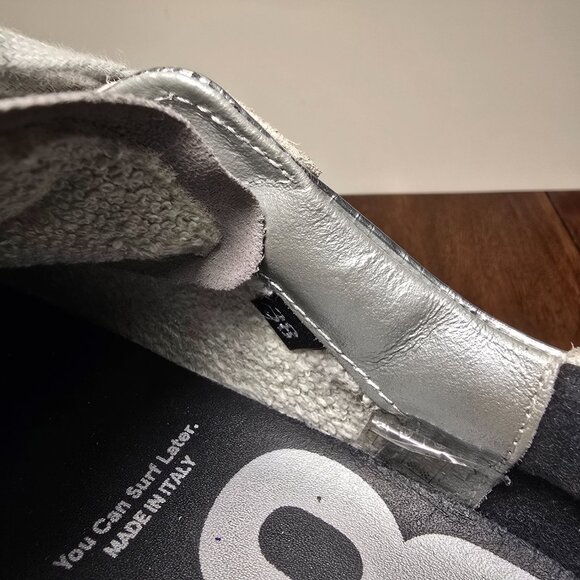 P448 John Ghinea Metallic Silver/Gray Skate Shoe Low Top Size 38 Made in Italy - Picture 13 of 14